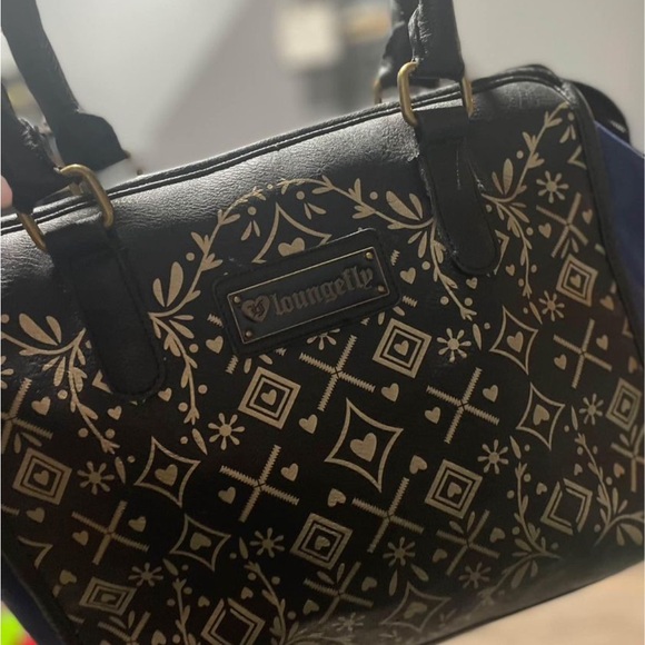 LoungeFly Sugar Skull Bag - Picture 3 of 3